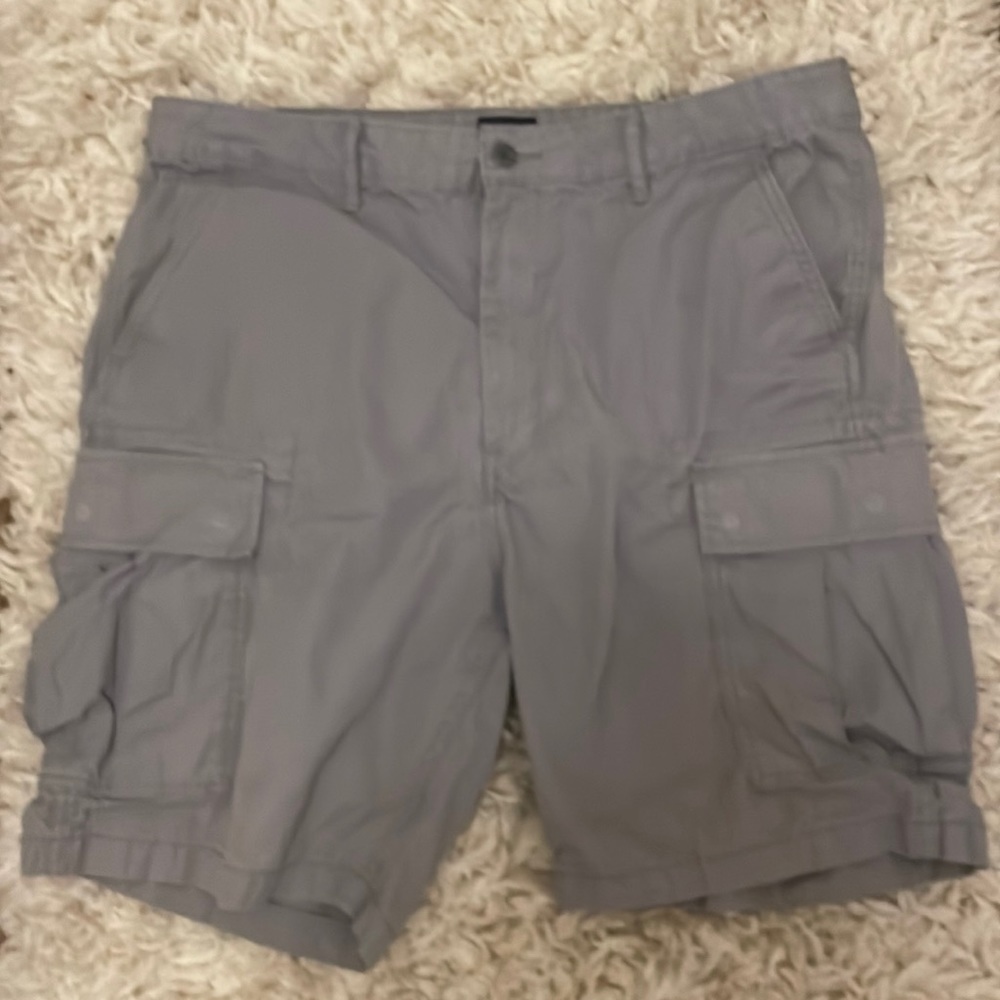 LEVIS CARGO SHORTS